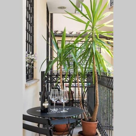 Lovely Colosseum Loft Apartment Rome Luaran gambar