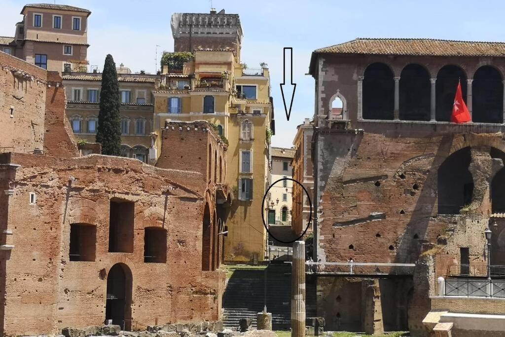 Lovely Colosseum Loft Apartment Rome Luaran gambar