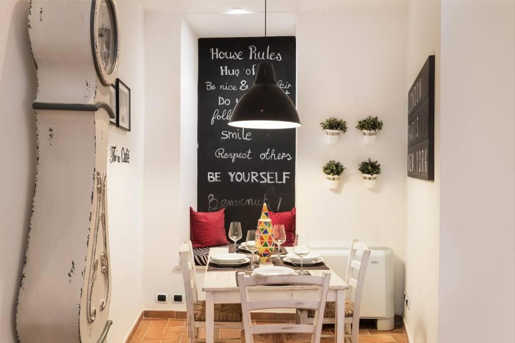 Lovely Colosseum Loft Apartment Rome Luaran gambar